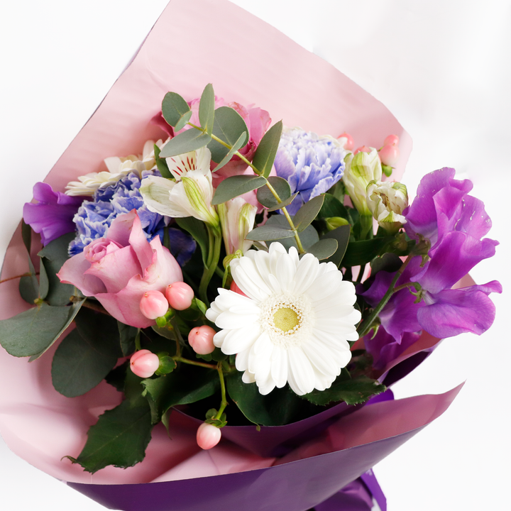 生花】完全おまかせ花束 S ＜ピック無し＞ – karendo online shop