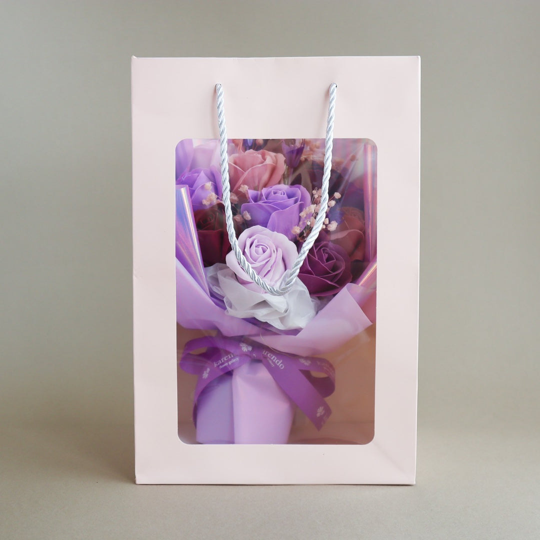 リゾートフラワー Pirouette Bouquet–The Flower Factory