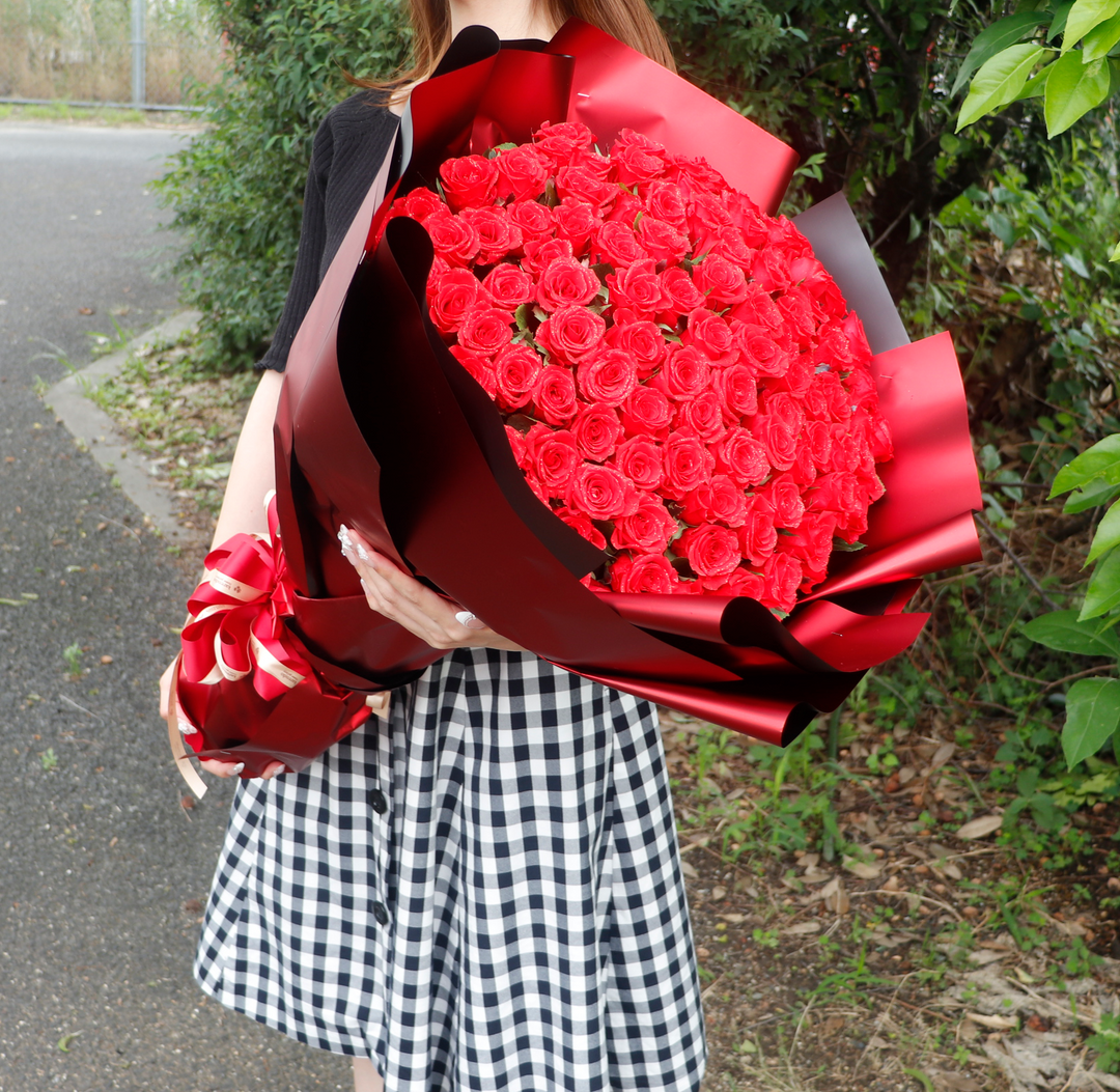 プリザーブドフラワー】赤バラ108本の花束 – karendo online shop